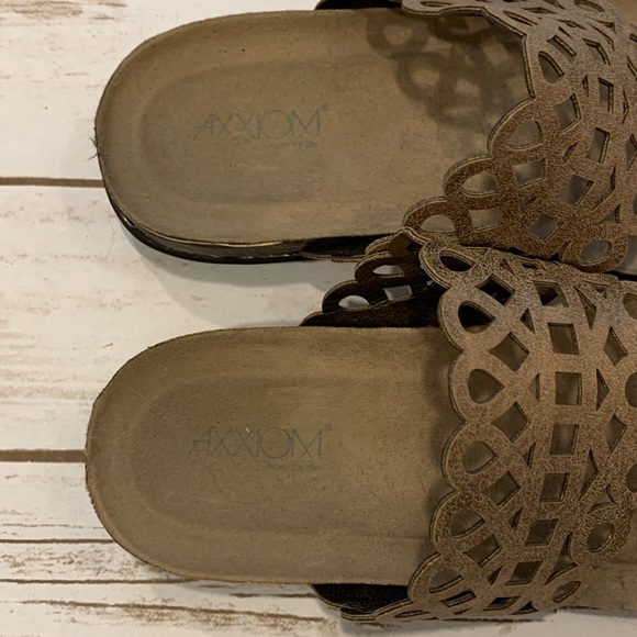 Axxiom Slip On Sandals Bronze Color - Picture 2 of 7